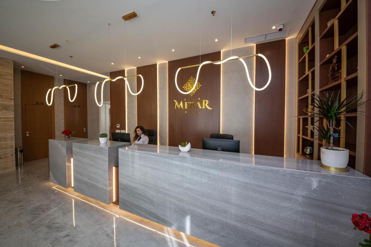 Merar Hotel Golem  Extérieur photo