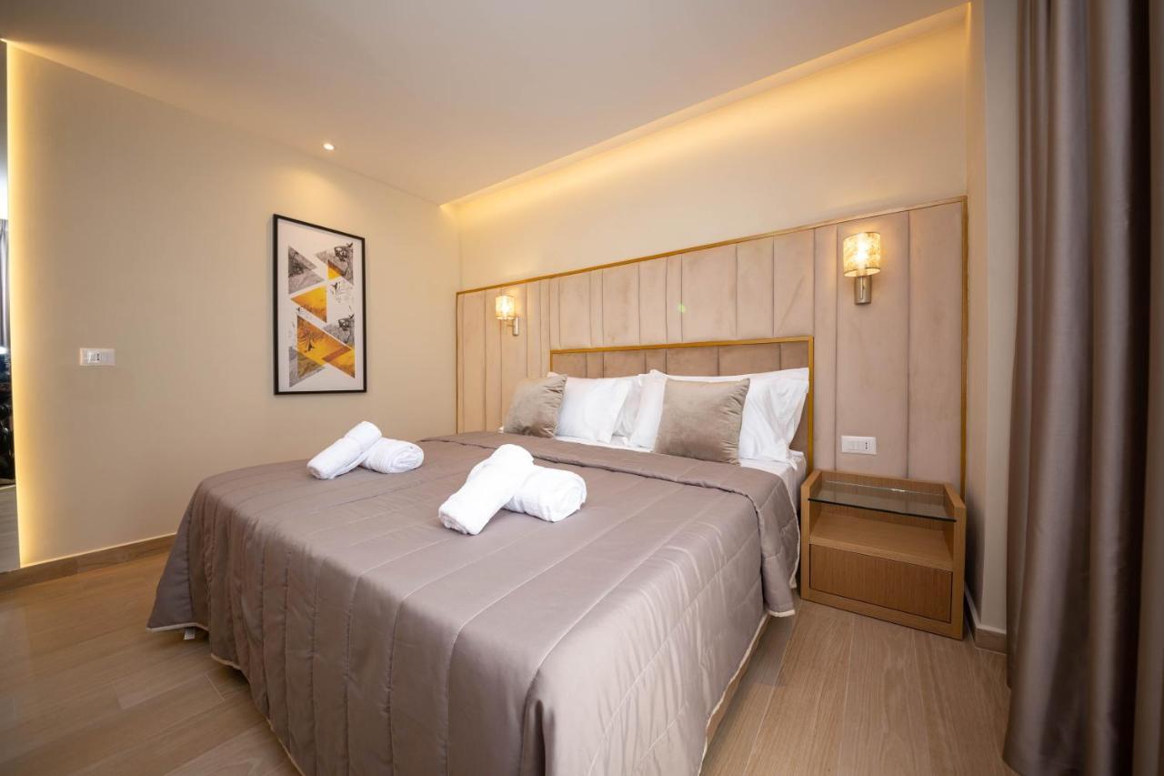 Merar Hotel Golem  Extérieur photo
